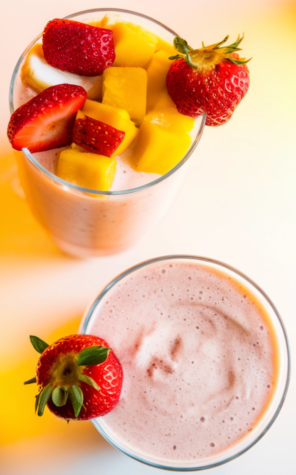 Strawberry Mango Pineapple Smoothies